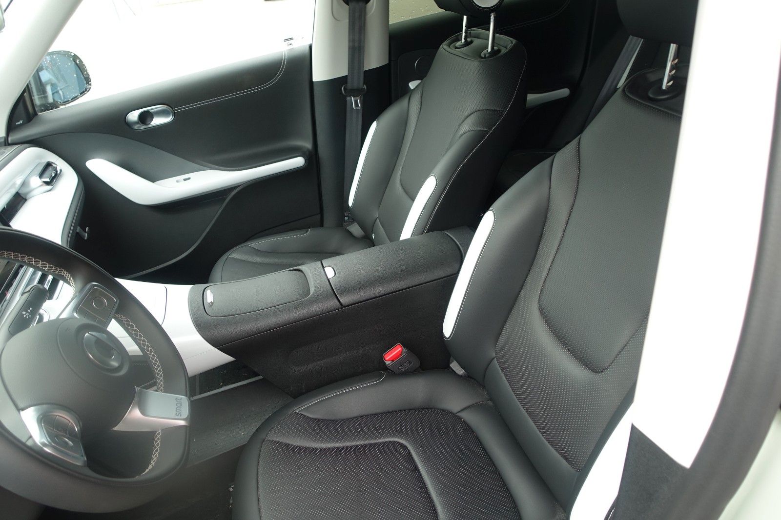 Smart #1 Pulse 271kW 66kWh EXP € 24990.--
