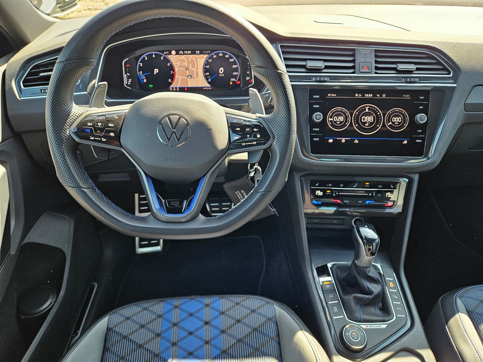 Volkswagen Tiguan R 4Motion - Samsaru's Car Outlet