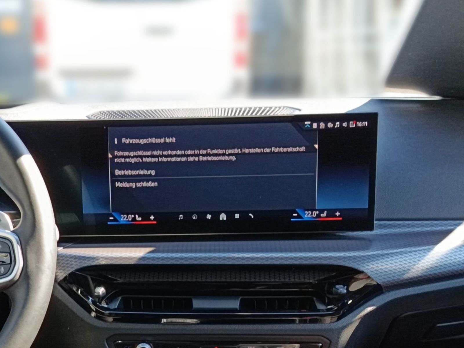BMW 320d Touring+M SPORTPAKET+ANH.KUPPLUNG+LIVE COCK