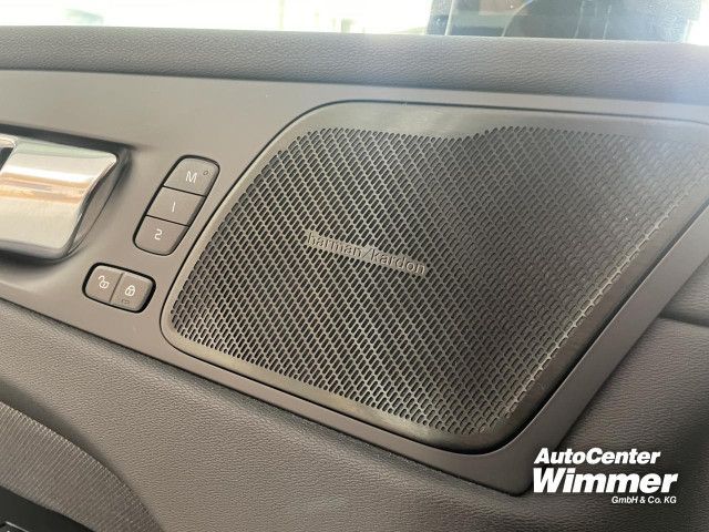 Volvo XC60 B5 D AWD R-Design IntelliSafe+Winter+AHK