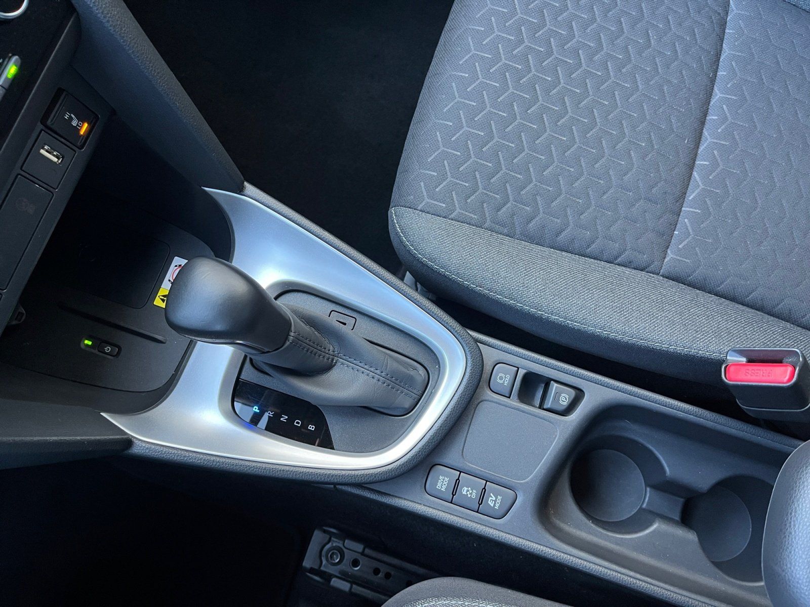 Toyota Yaris Cross Hybrid ACC+Navi+Kamera+Winterpak
