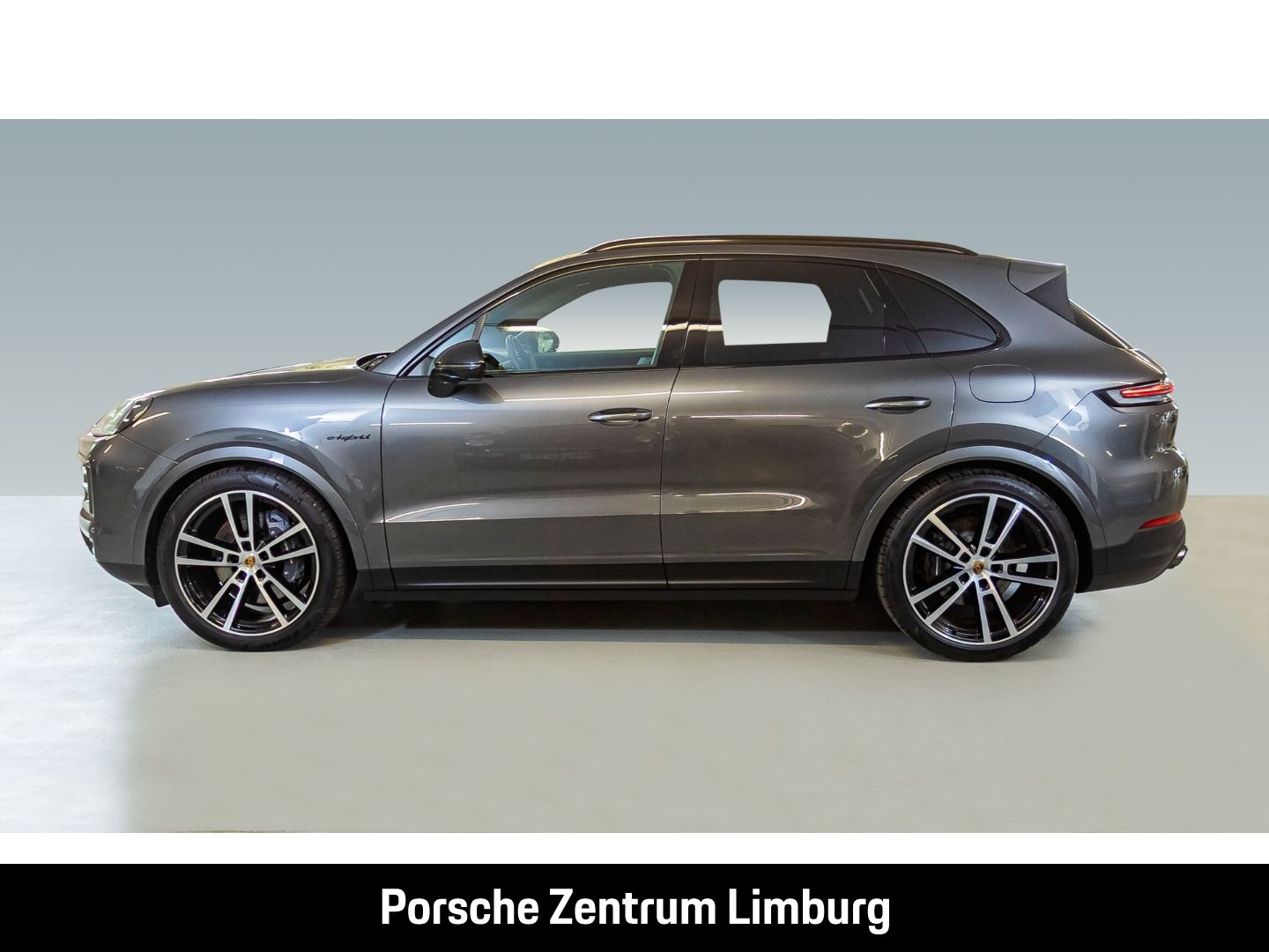 Porsche Cayenne E-Hybrid InnoDrive BOSE Luftfederung LED