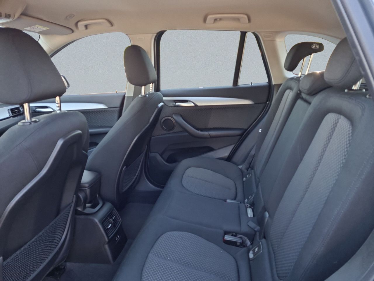 BMW X1 xDrive25e Advantage - Samsaru's Car Outlet
