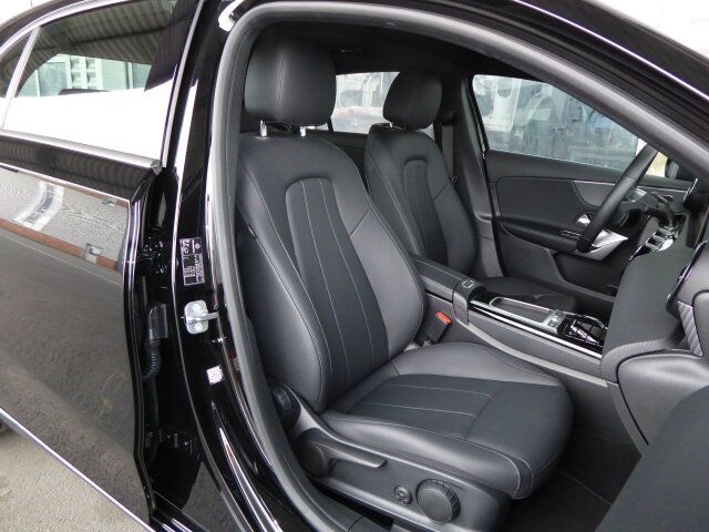 Mercedes-Benz A 200 Progressive Advanced - Samsaru's Car Outlet