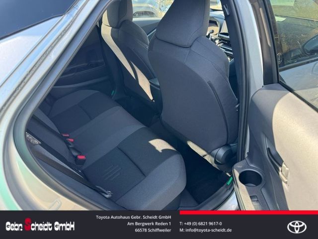 Toyota C-HR 2.0 Hybrid Team Deutschland Navi digitales