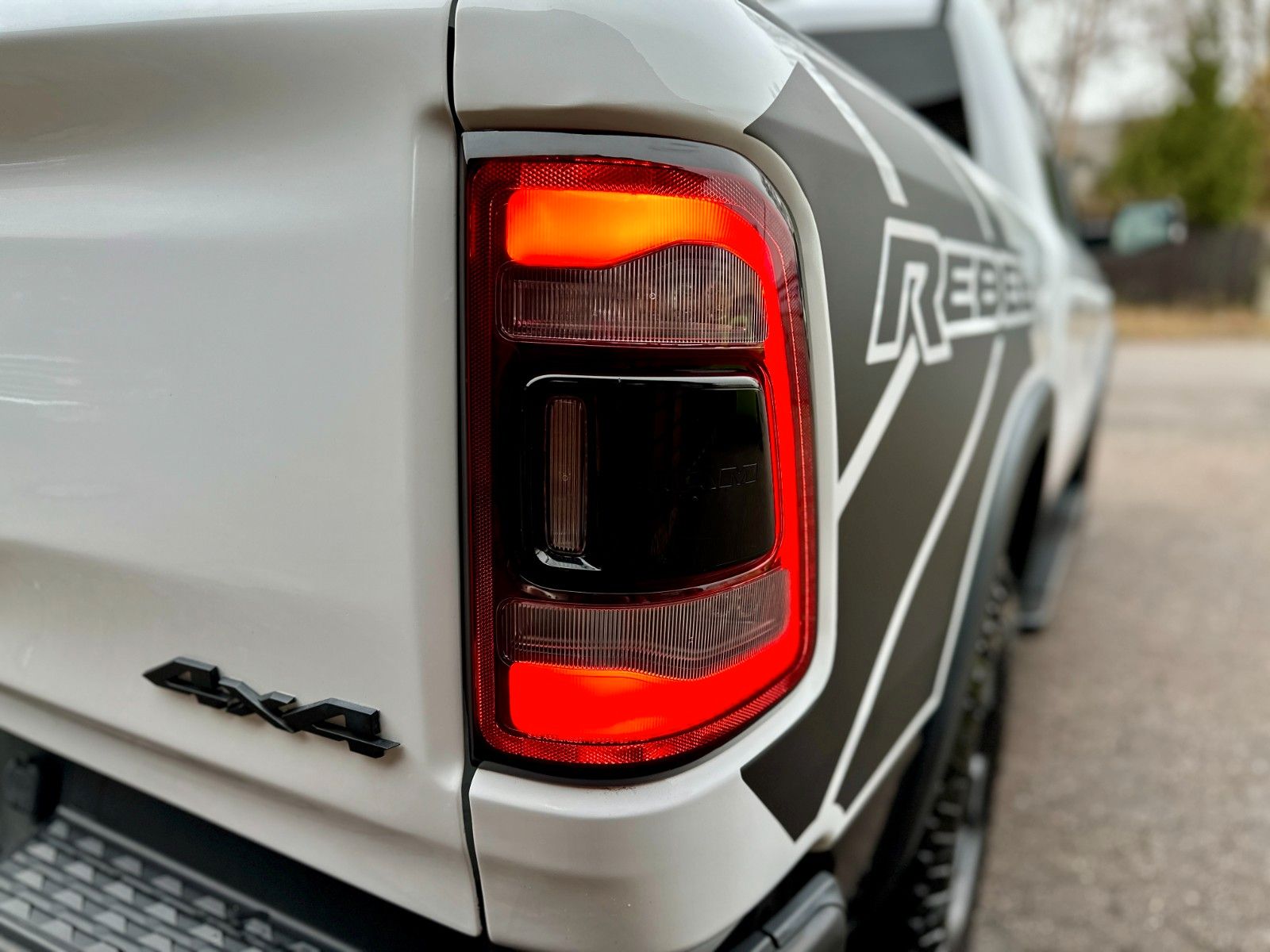 Dodge 5.7 V8*4X4*REBEL*LEDER*LED*NAVI*AHK*MFL*GARANTIE