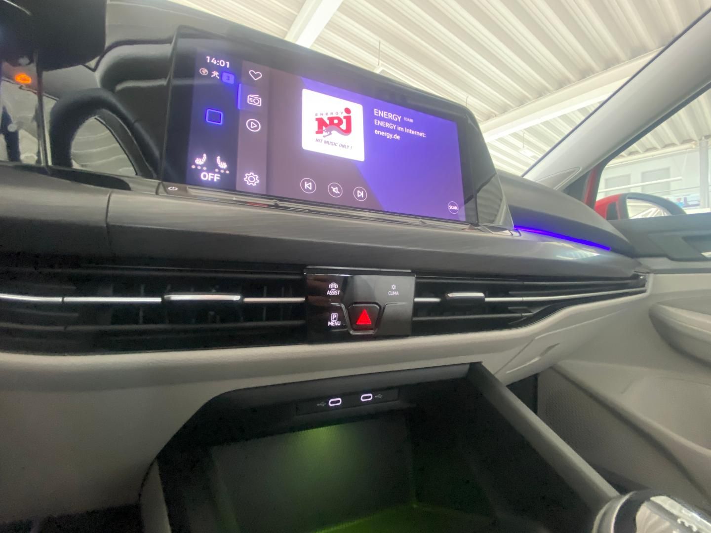 Volkswagen Golf Variant Style 2.0l TDI - Samsaru's Car Outlet