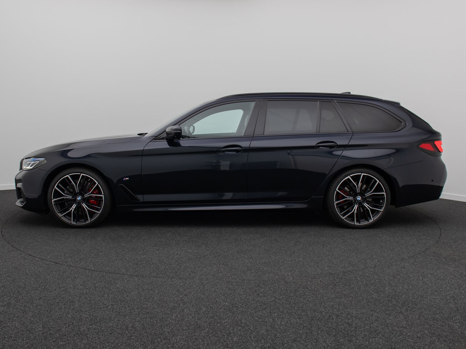 BMW 540d xD M Sport 360° HUD DAB H/K Panorama 20Zoll