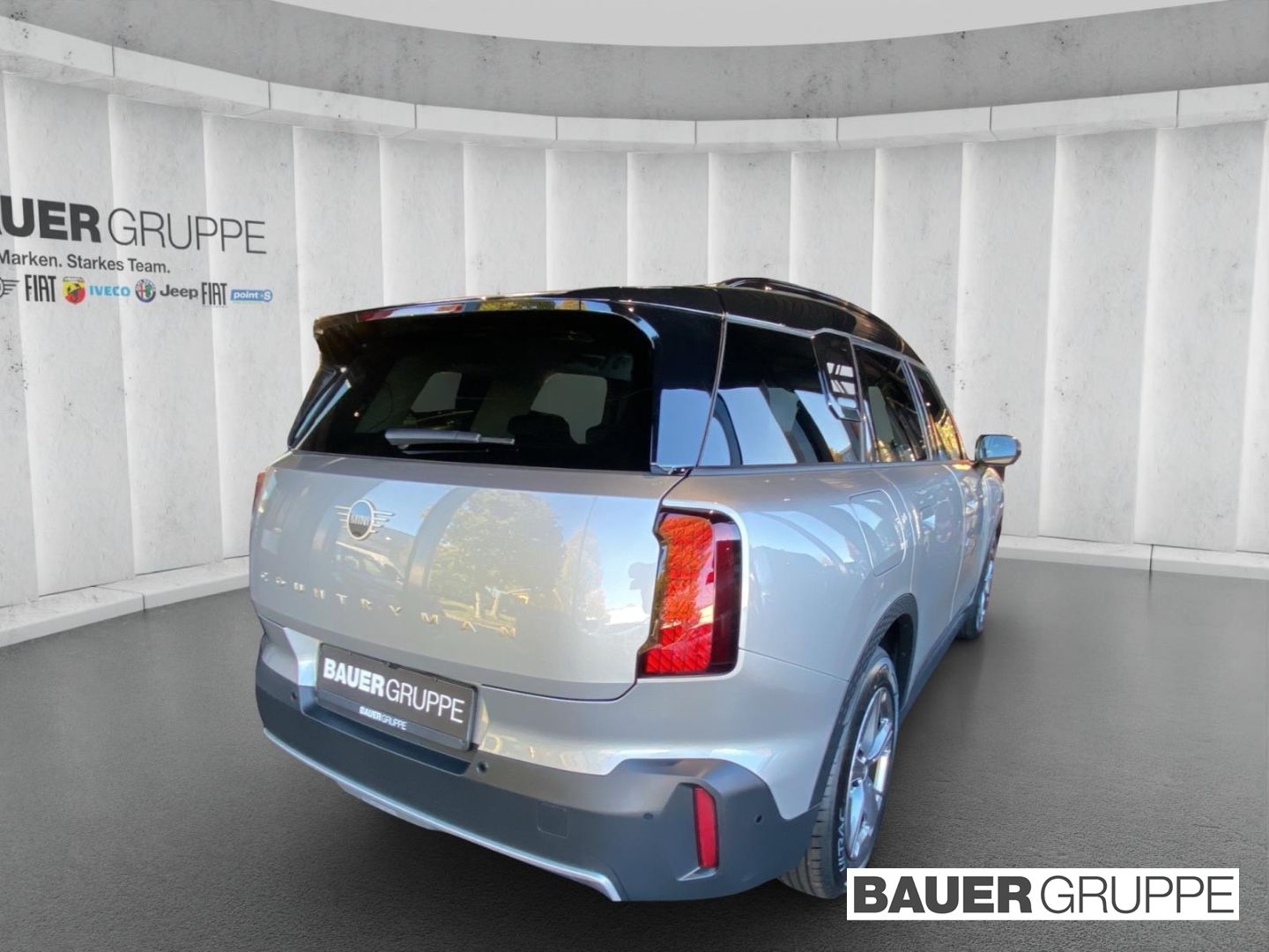 MINI Countryman C Classic Trim - Samsaru's Car Outlet