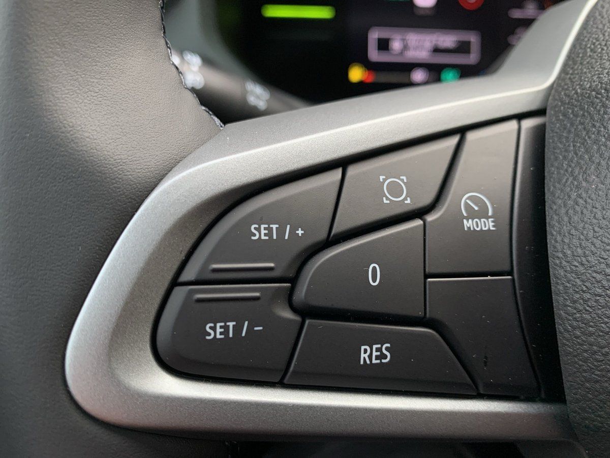 Dacia Duster EXTREME HYBRID 140 - Samsaru's Car Outlet