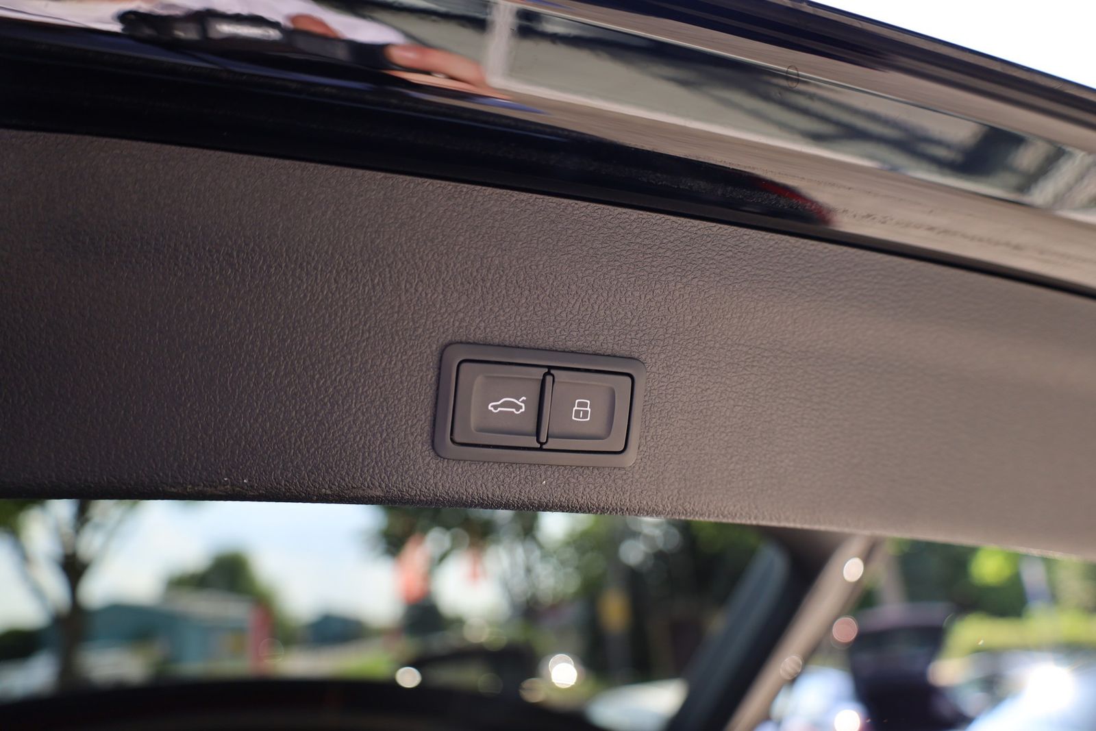 Audi A6 40 Avant sport S-Tronic - Samsaru's Car Outlet