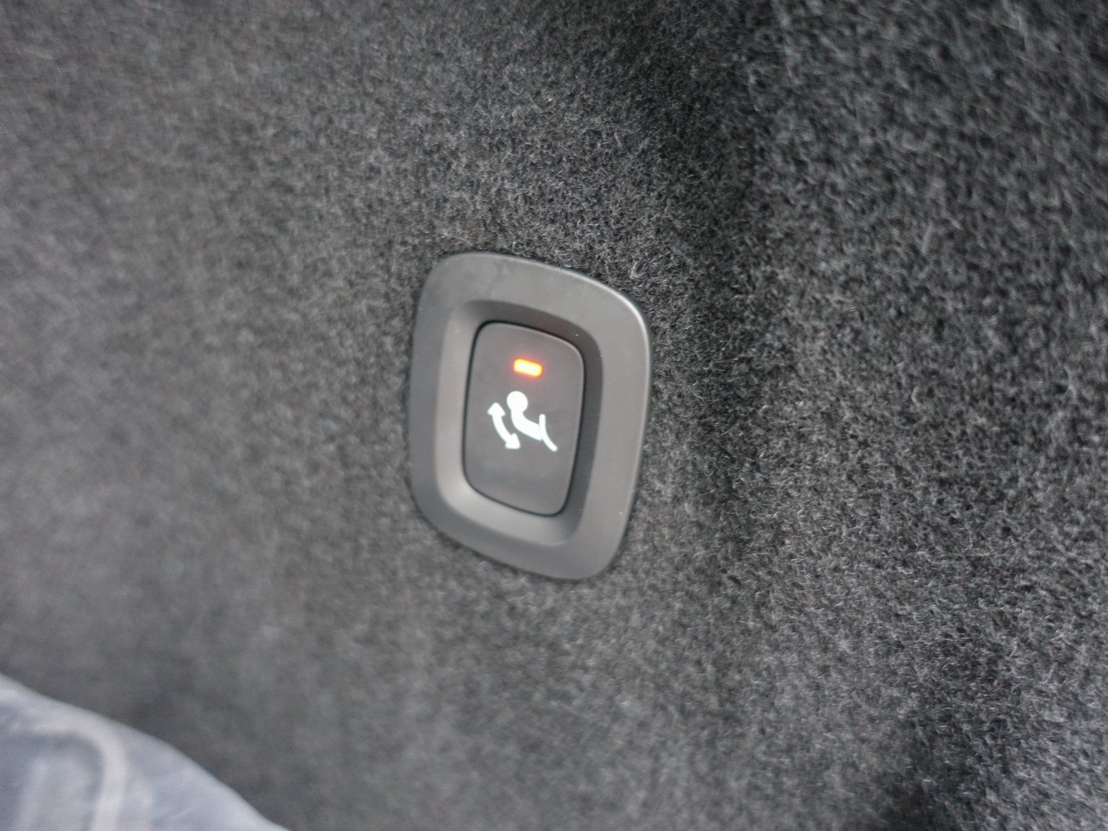 Volvo XC60 Ultra T8 AWD/Massage/Pano/360°/B&W/AHK