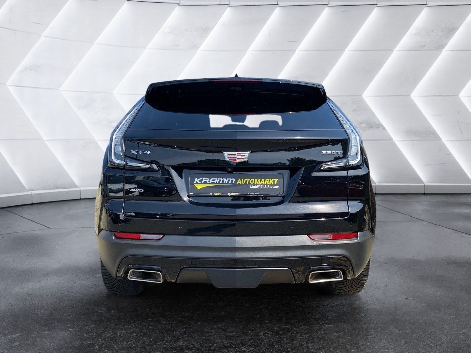 Cadillac XT4 2.0 T Sport AWD LED+Panorama+Navi
