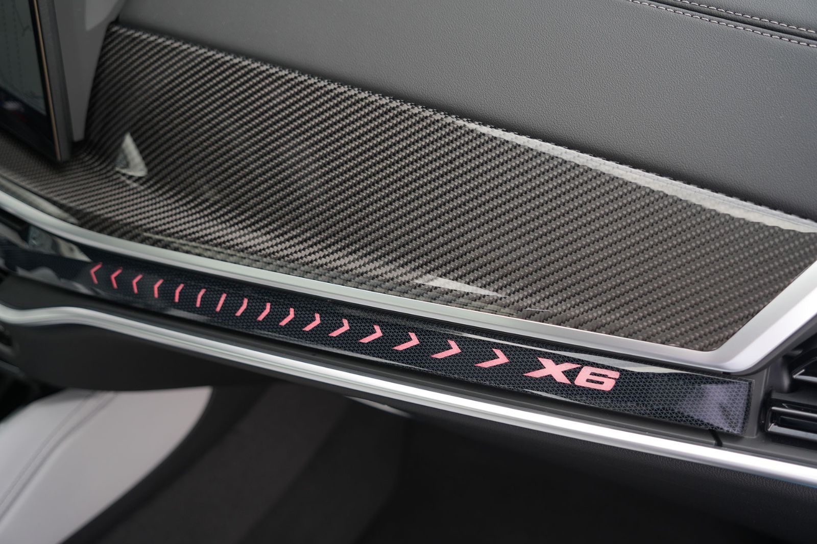 BMW X6 xDrive30d M SPORT PRO - Samsaru's Car Outlet