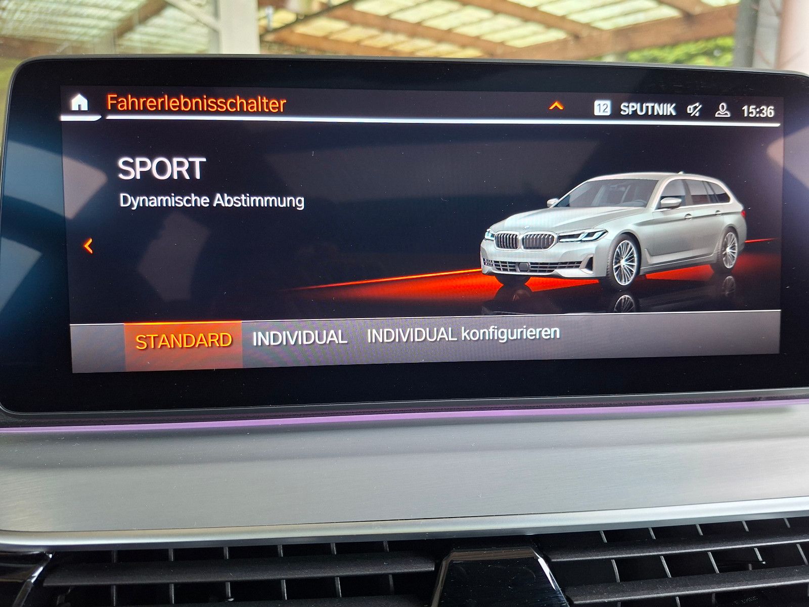 BMW 530d xDrive Touring LuxuryLine+360°CAM+PANO+ACC+