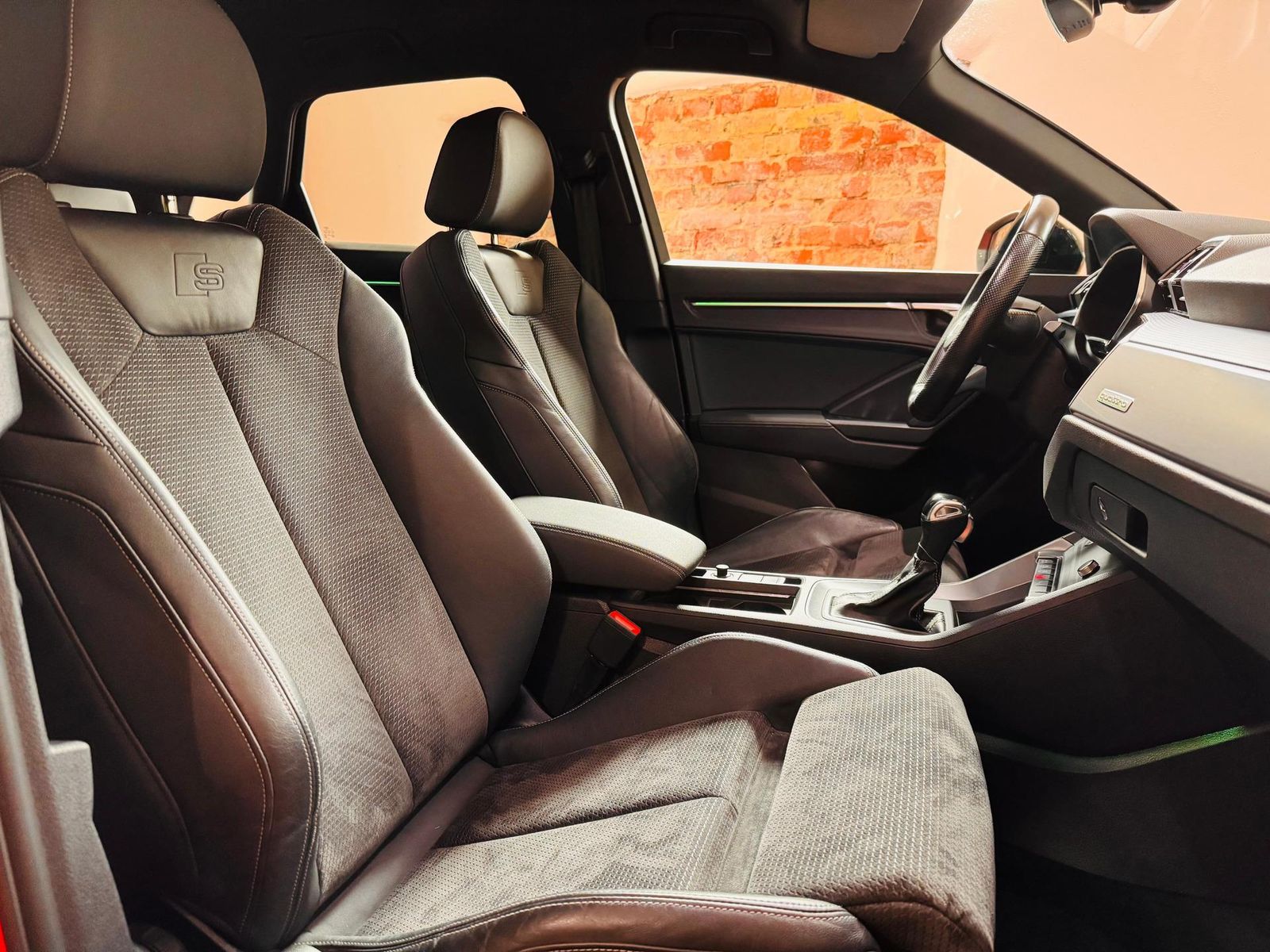 Audi Q3 45 TFSI S line - Samsaru's Car Outlet