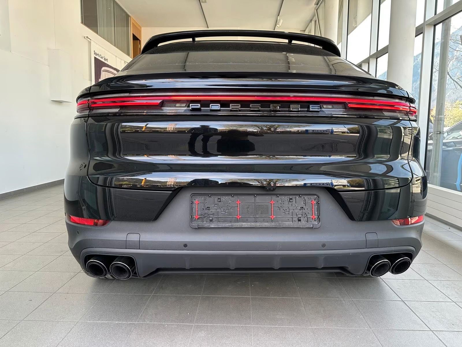 Porsche Cayenne Coupe -10%/Mtx/1BK/HUD/ACC/18W/22