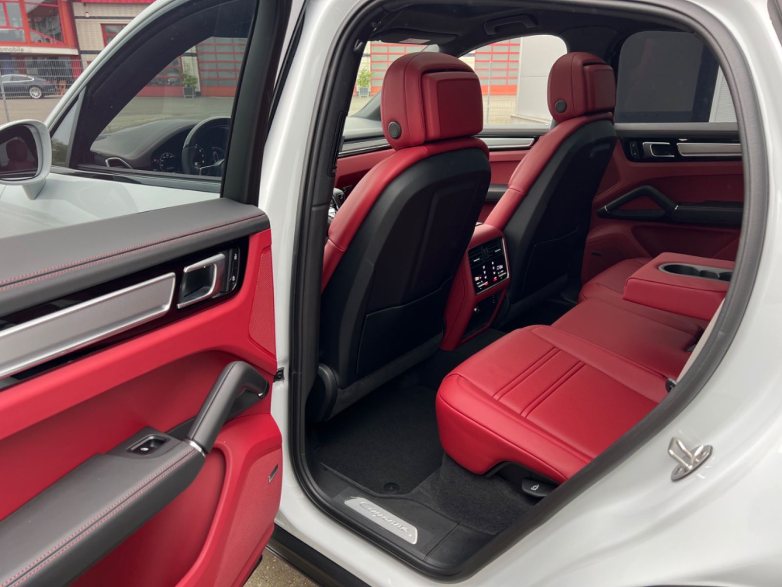 Porsche CAYENNE COUPE PLATINUM EDITION, SPORT CHRONO