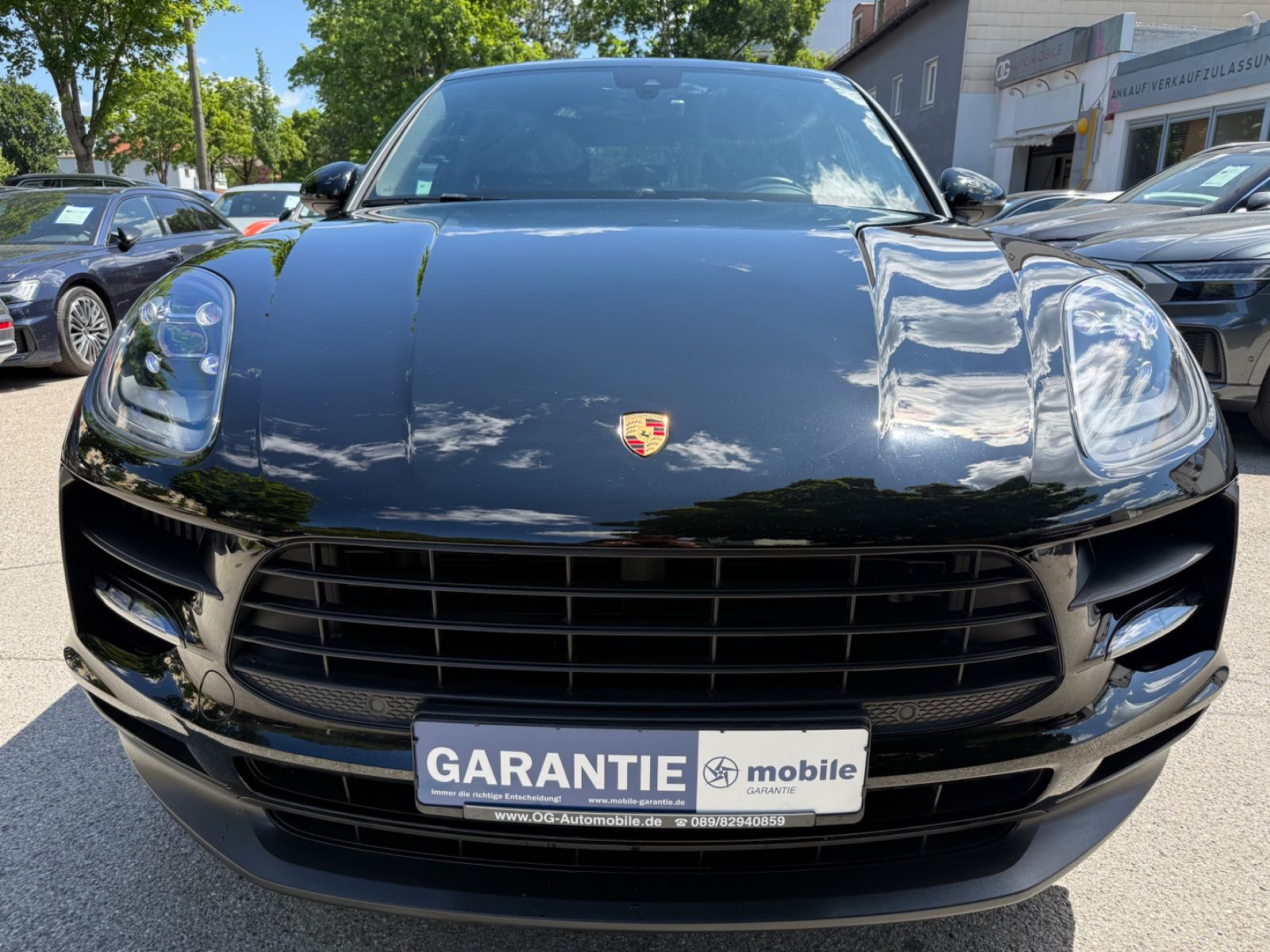 Porsche Macan S - Samsaru's Car Outlet