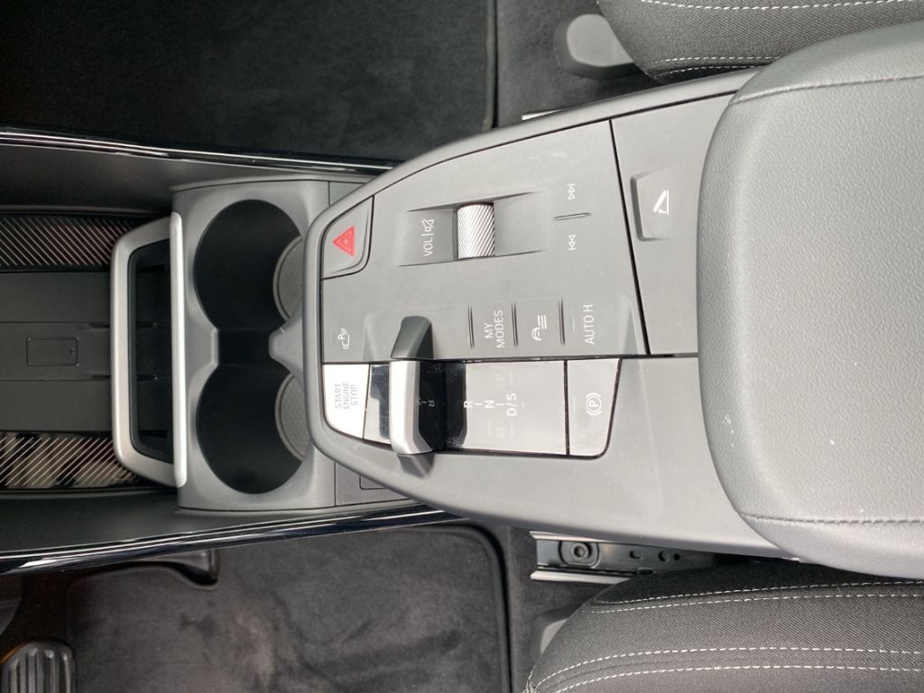 BMW X1 xDrive20d LiveCockpitPro - Samsaru's Car Outlet