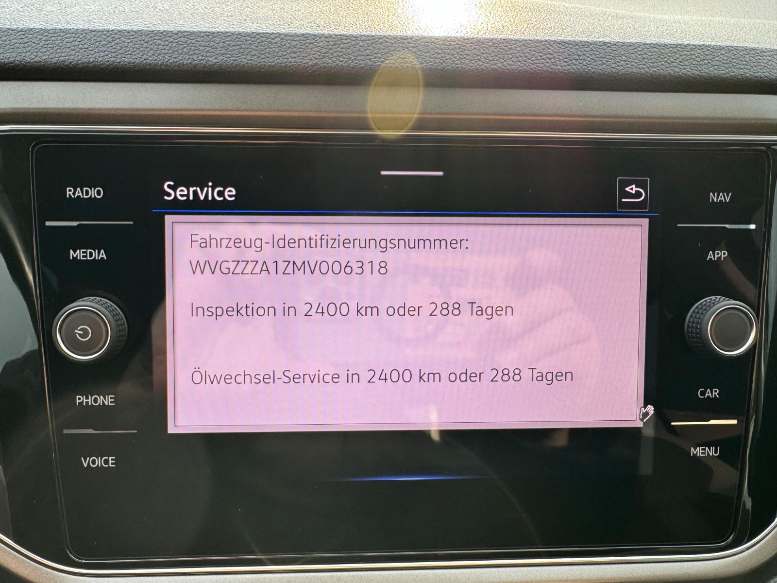 Volkswagen T-Roc Style 4Motion R-Line - Samsaru's Car Outlet