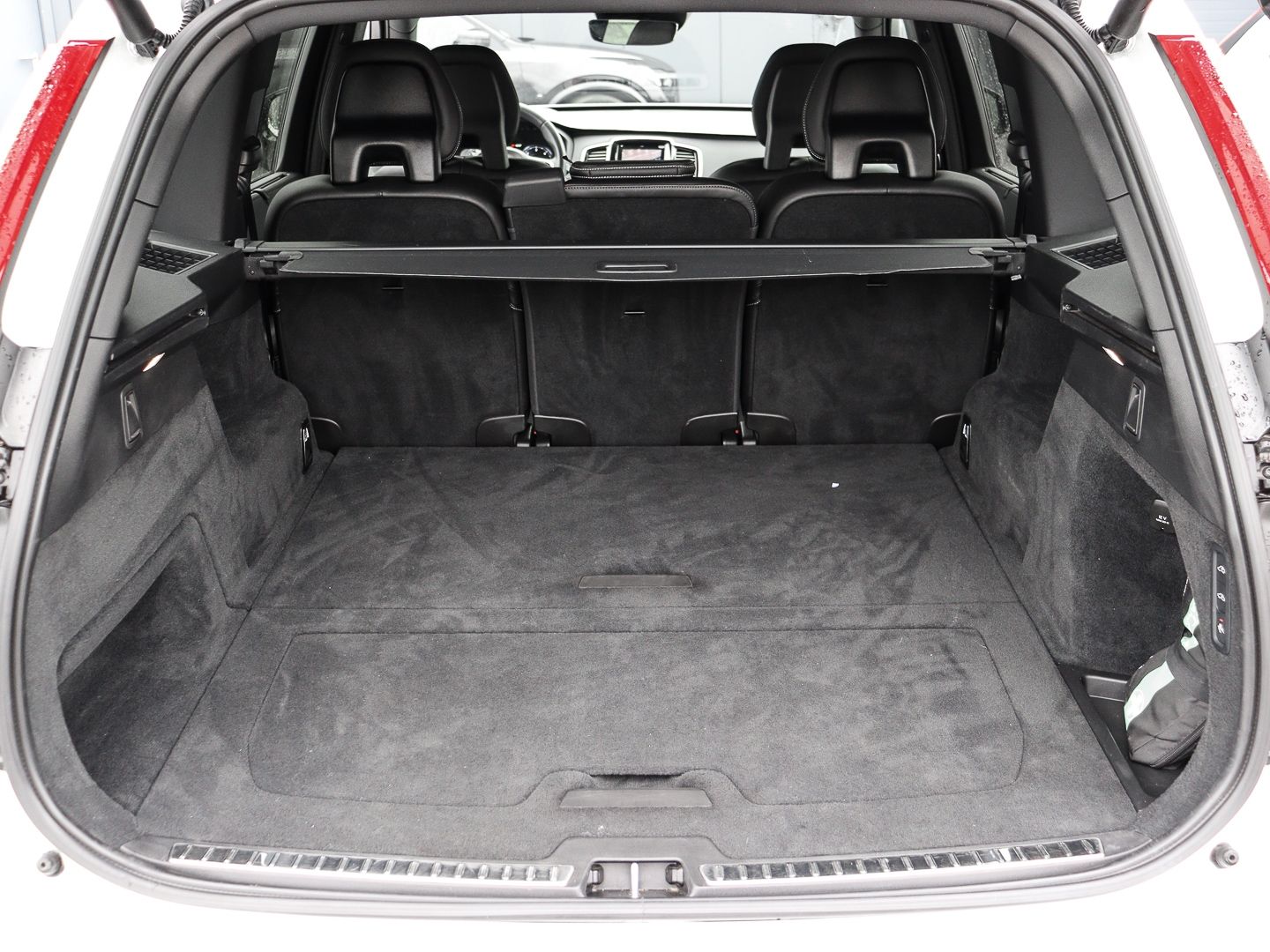 Volvo XC90 R Design AWD B5 Diesel EU6d AD AHK Navi Dig