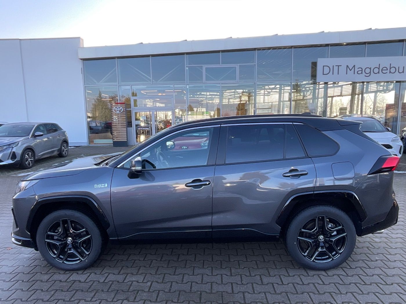 Toyota RAV4 2.5 GR Sport ACC+LED+Navi+Pano+SD+SHZ+360
