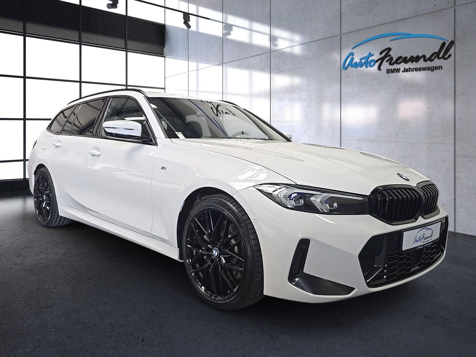 BMW 320i LCI II M Sport *19 Zoll*HuD*AHK*360*