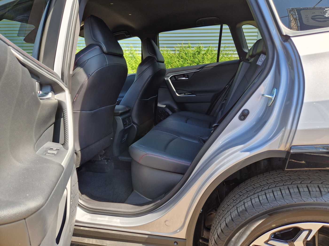 Toyota RAV4 Plug-in-Hybrid Technik+Style Paket - Samsaru's Car Outlet
