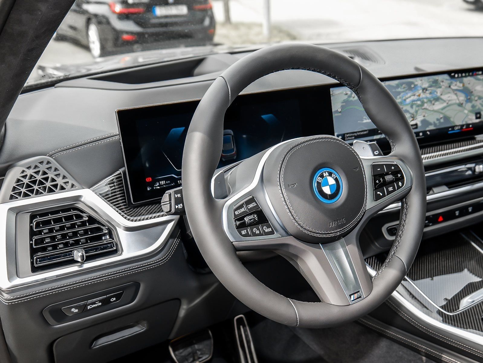BMW X5 xDrive50e MSportPro SkyLounge B&W DAPro AHK