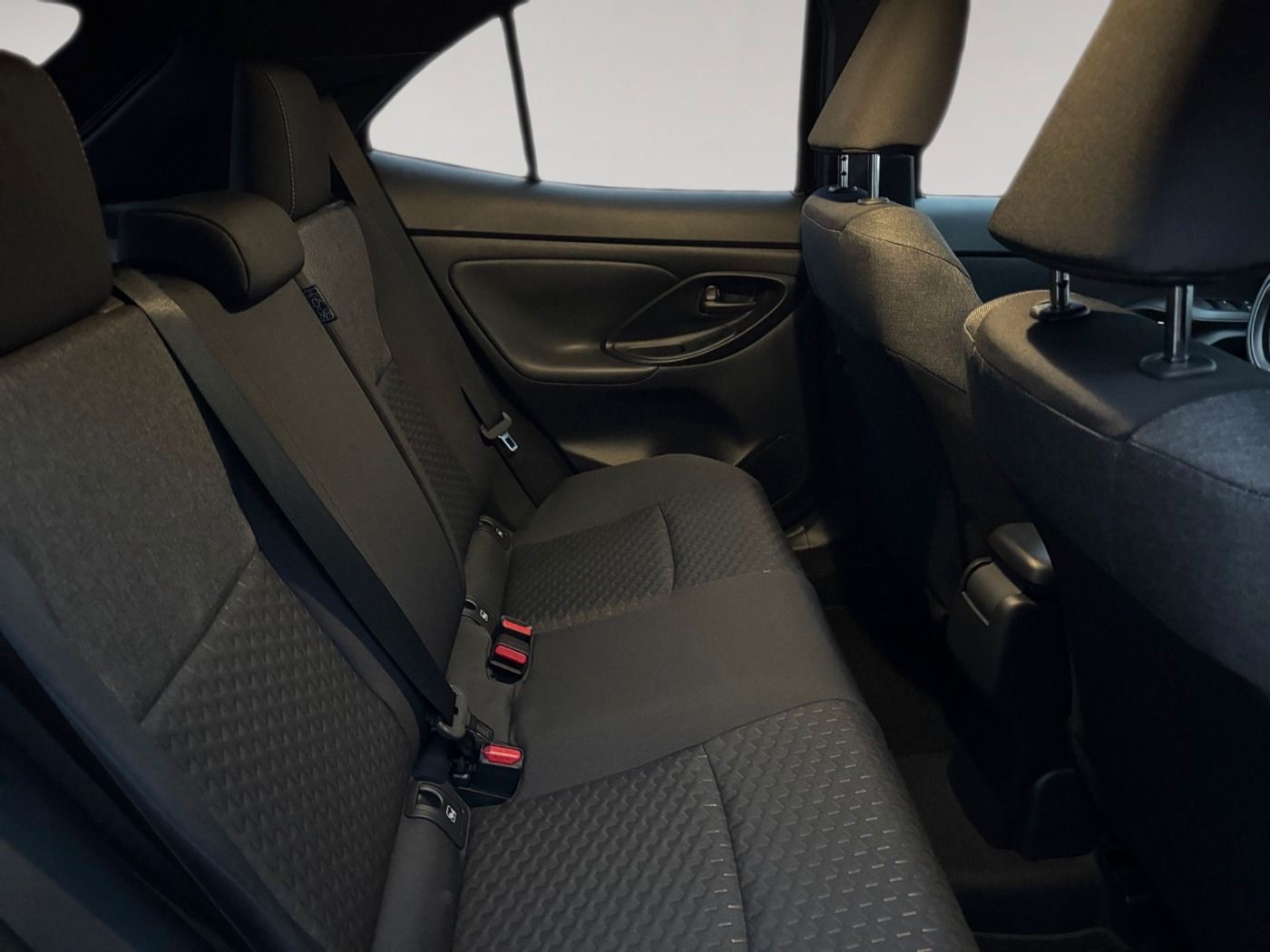 Toyota Yaris Cross 1,5 Teamplayer Winter+Safety ACC+LED