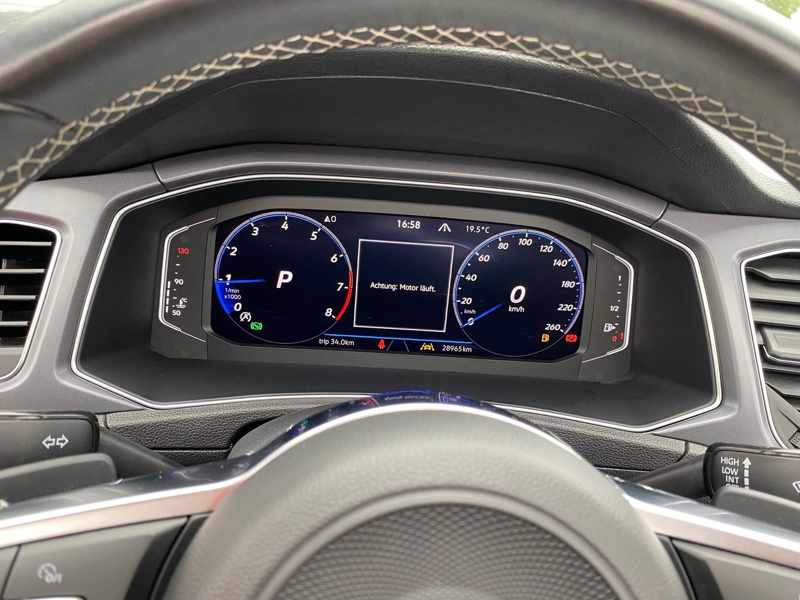 Volkswagen T-Roc R-Line - Samsaru's Car Outlet