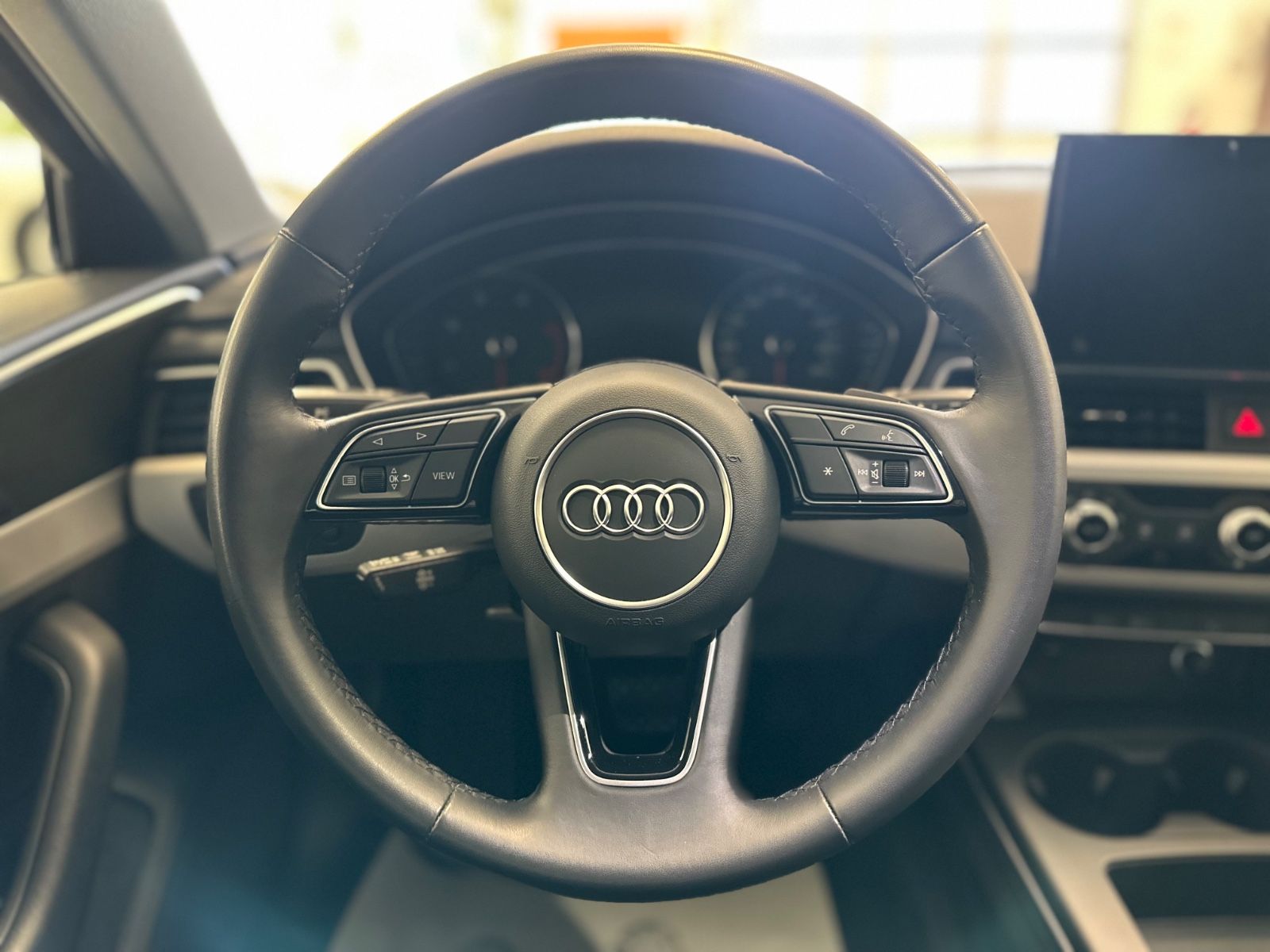 Audi A4 Avant 35 TDI Aut - Samsaru's Car Outlet