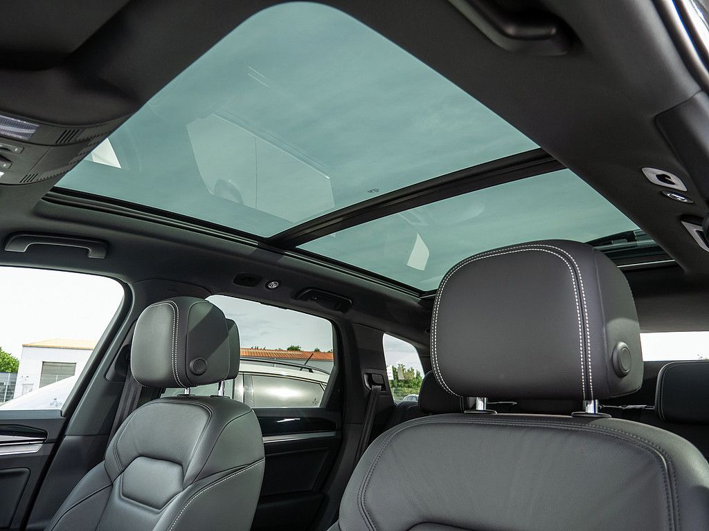 Volkswagen Touareg 3.0 V6 TSI eHybrid Elegance 4Motion PANO