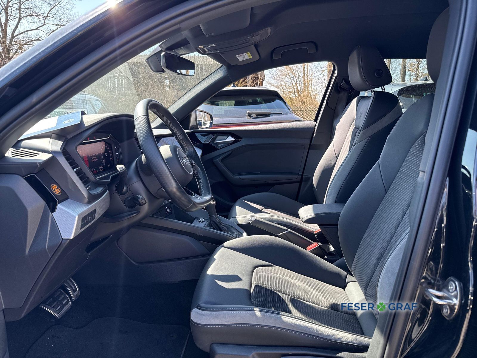 Audi A1 Sportback 40 TFSI S-LINE S-tronic - Samsaru's Car Outlet