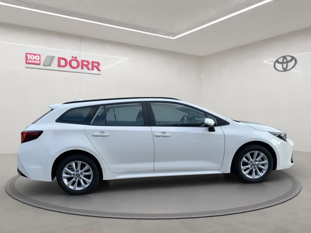 Toyota Corolla 2.0 Hybrid Touring Sports Business Editi