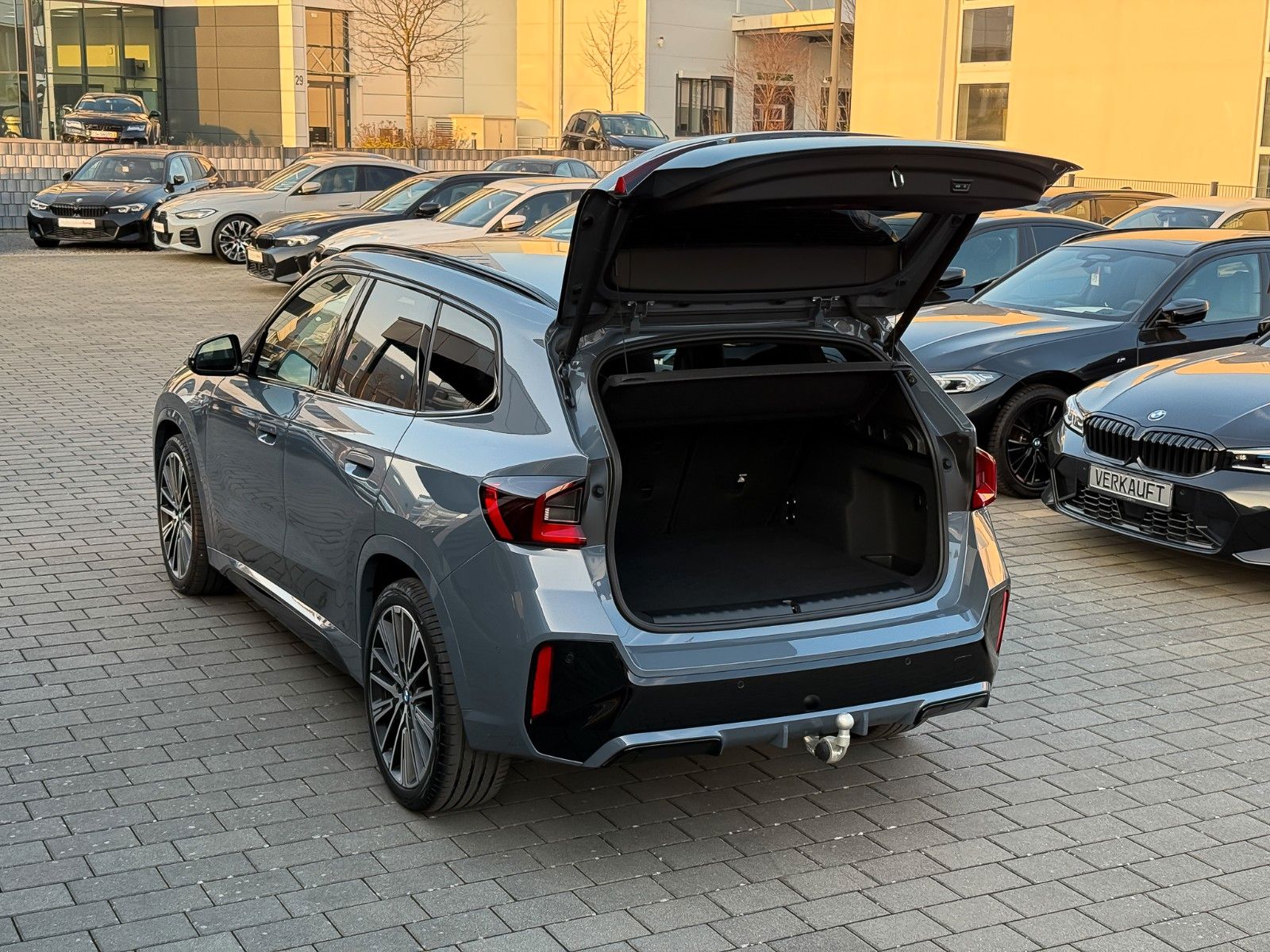 BMW X1 23 d xDrive M Sport - Samsaru's Car Outlet