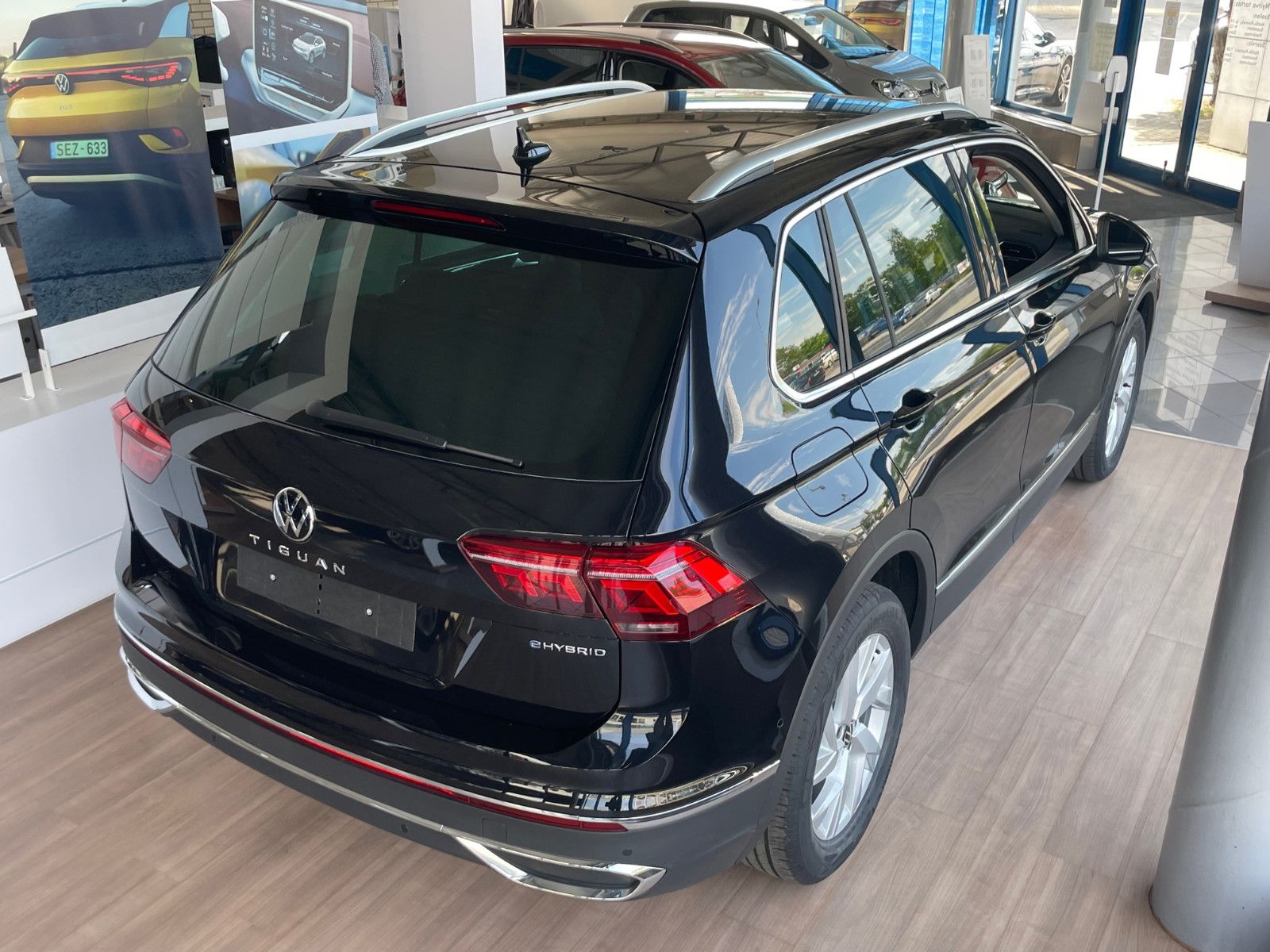 Volkswagen Tiguan  eHybrid TSI DSG Elegance AHK Matrix Pano