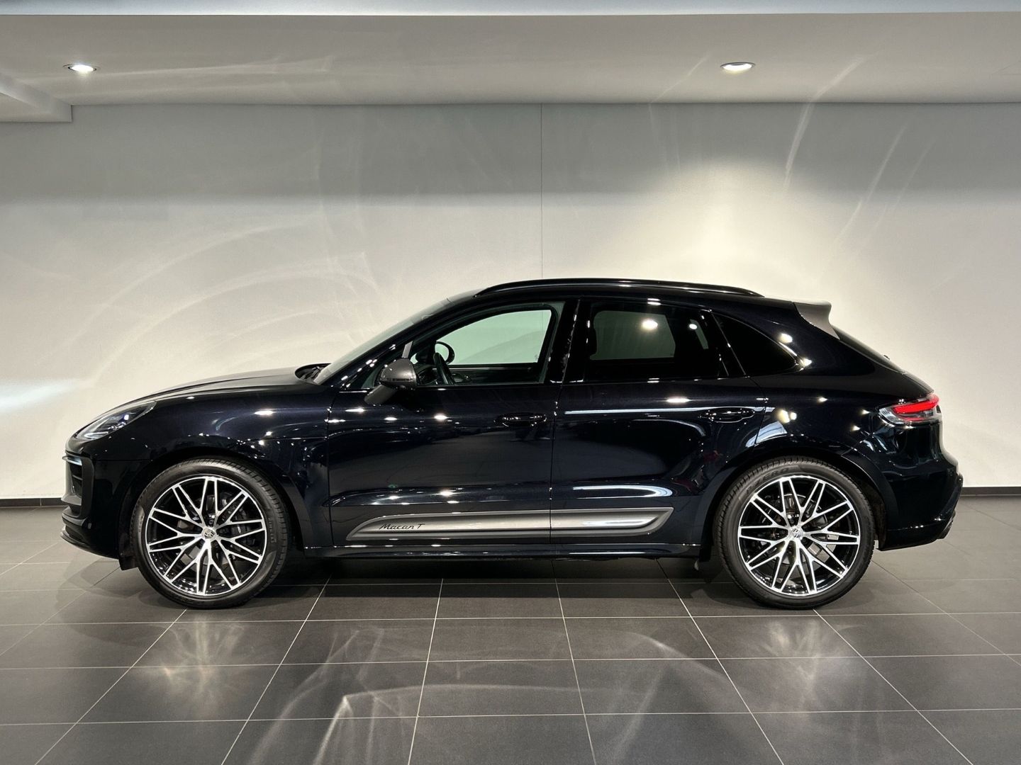 Porsche Macan T BOSE Sportabgasanlage Panoramadach LED