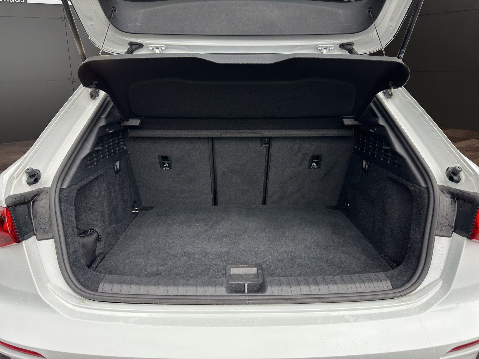 Audi A3 Sportback 45 TFSI e S line Matrix+HuD+CarPlay