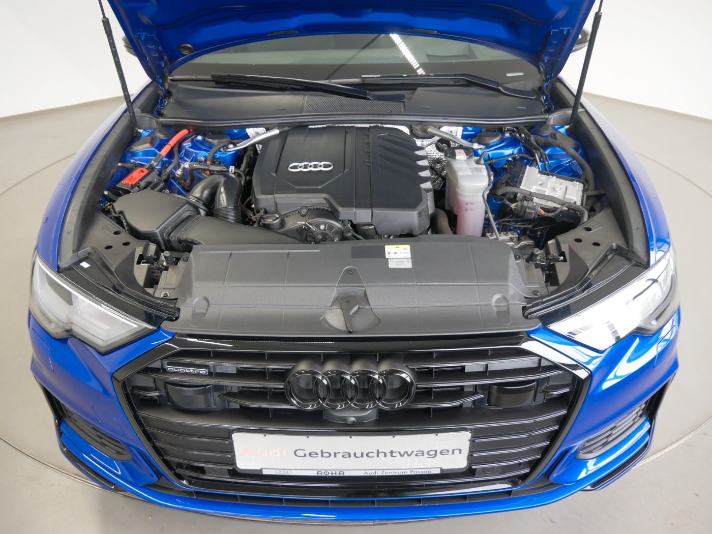 Audi A6 Avant 45 TFSI quattro S line LED AHK PANO