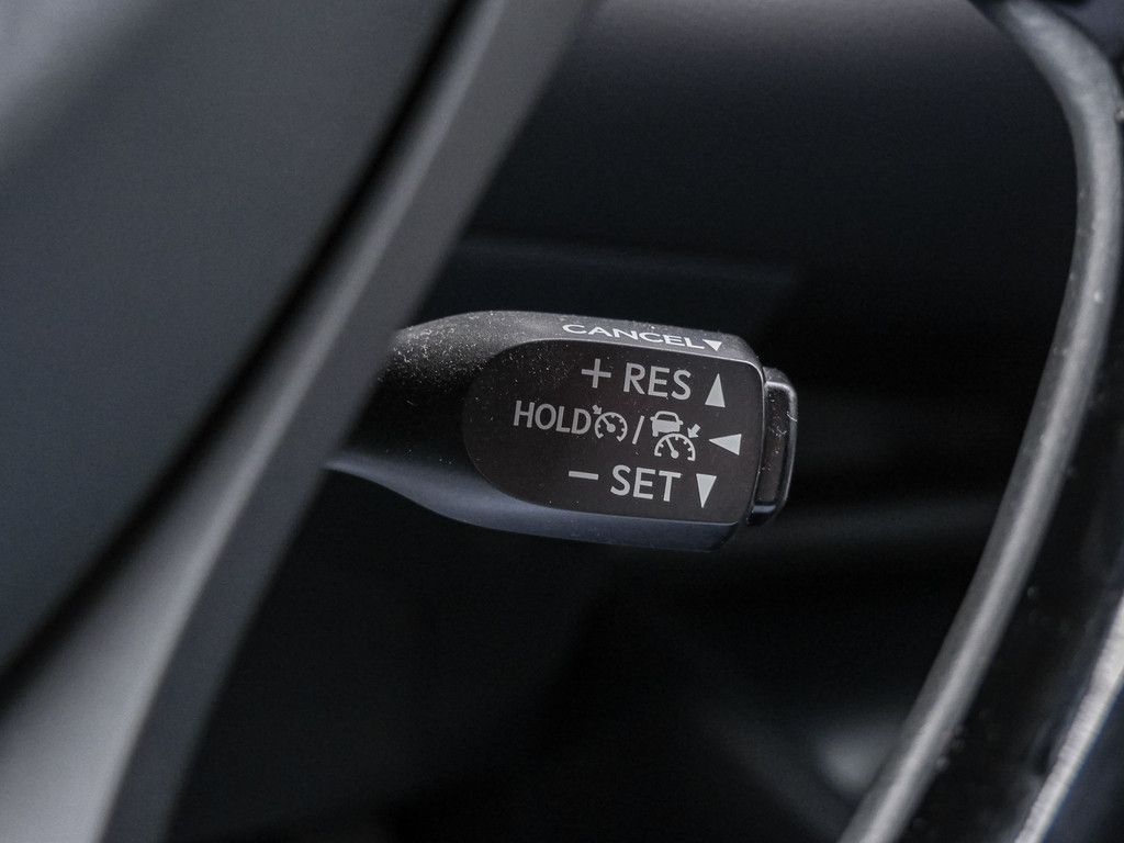 Toyota C-HR HYBRID Flow - Samsaru's Car Outlet