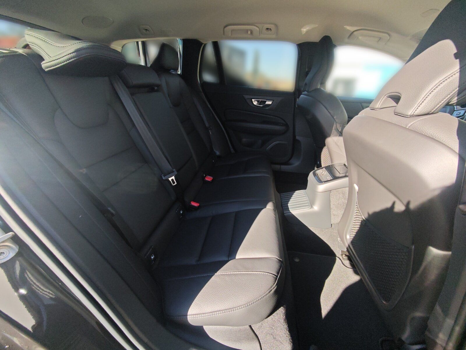 Volvo V 60 T6 Twin AWD Plus Dark *Anhängevorr.*Plug-In