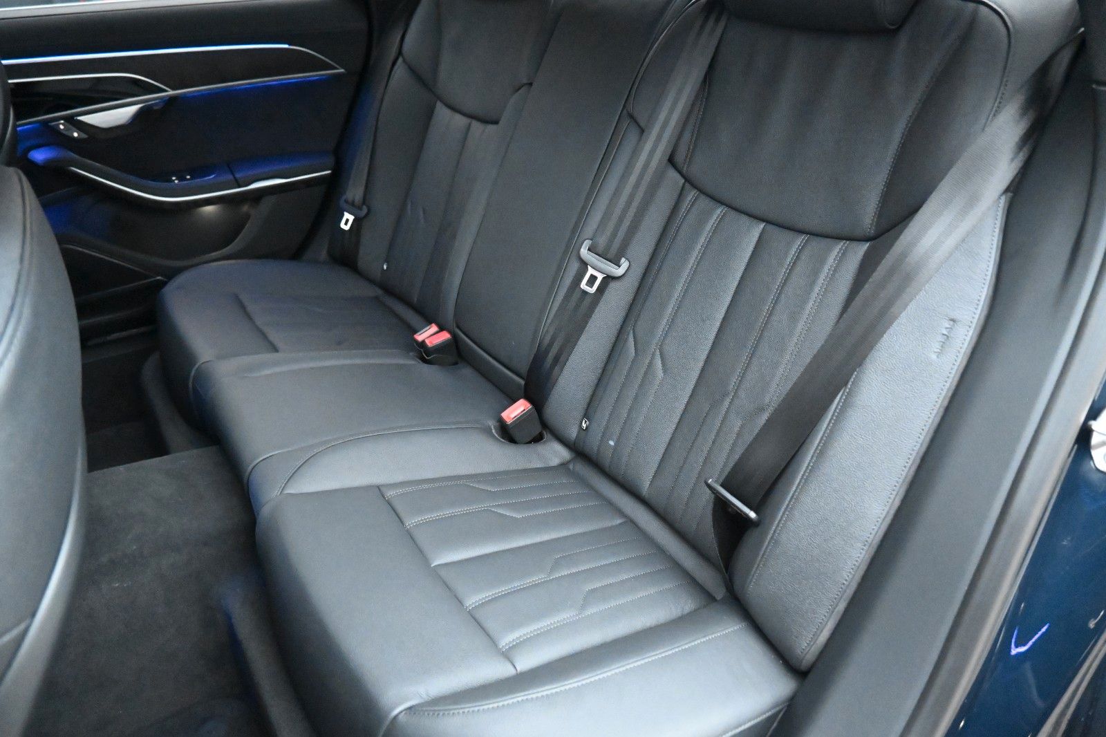 Audi A8 50 TDI quattro - Samsaru's Car Outlet