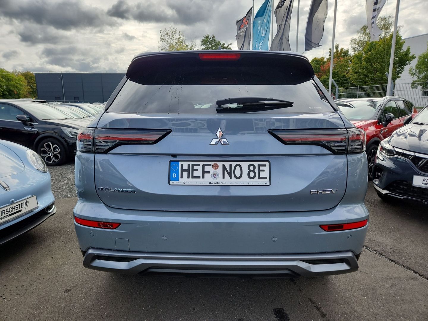 Mitsubishi Plug-in Hybrid Outlander Intro 4WD *neues Modell