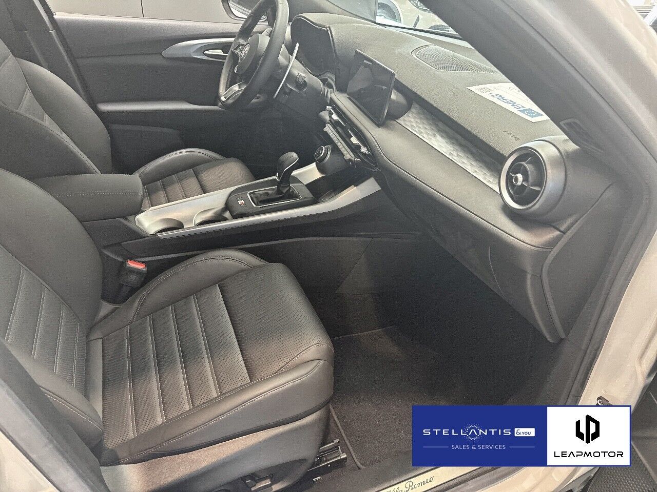 Alfa Romeo Tonale PHEV Q4 Veloce Navi LED Kamera Sound