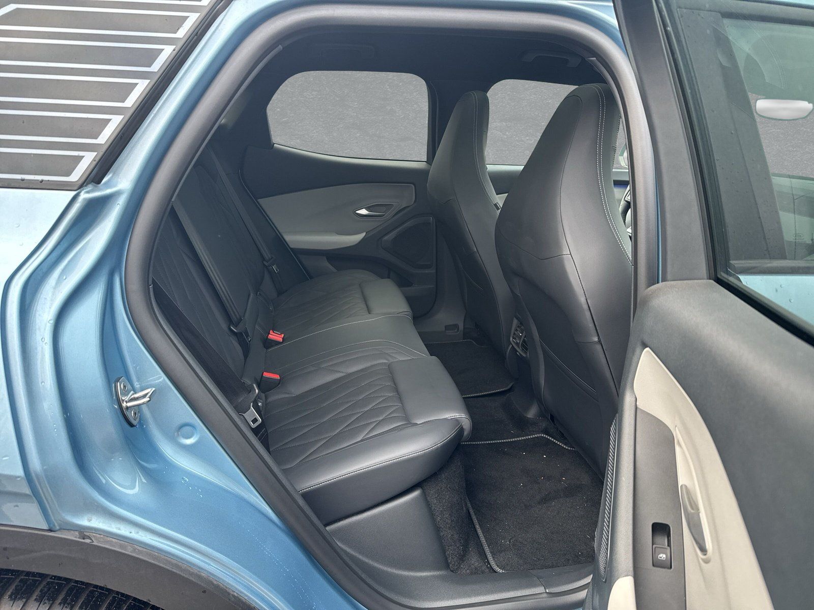 Ford Explorer Premium ER 77kWh ACC TWA NAVI B&O