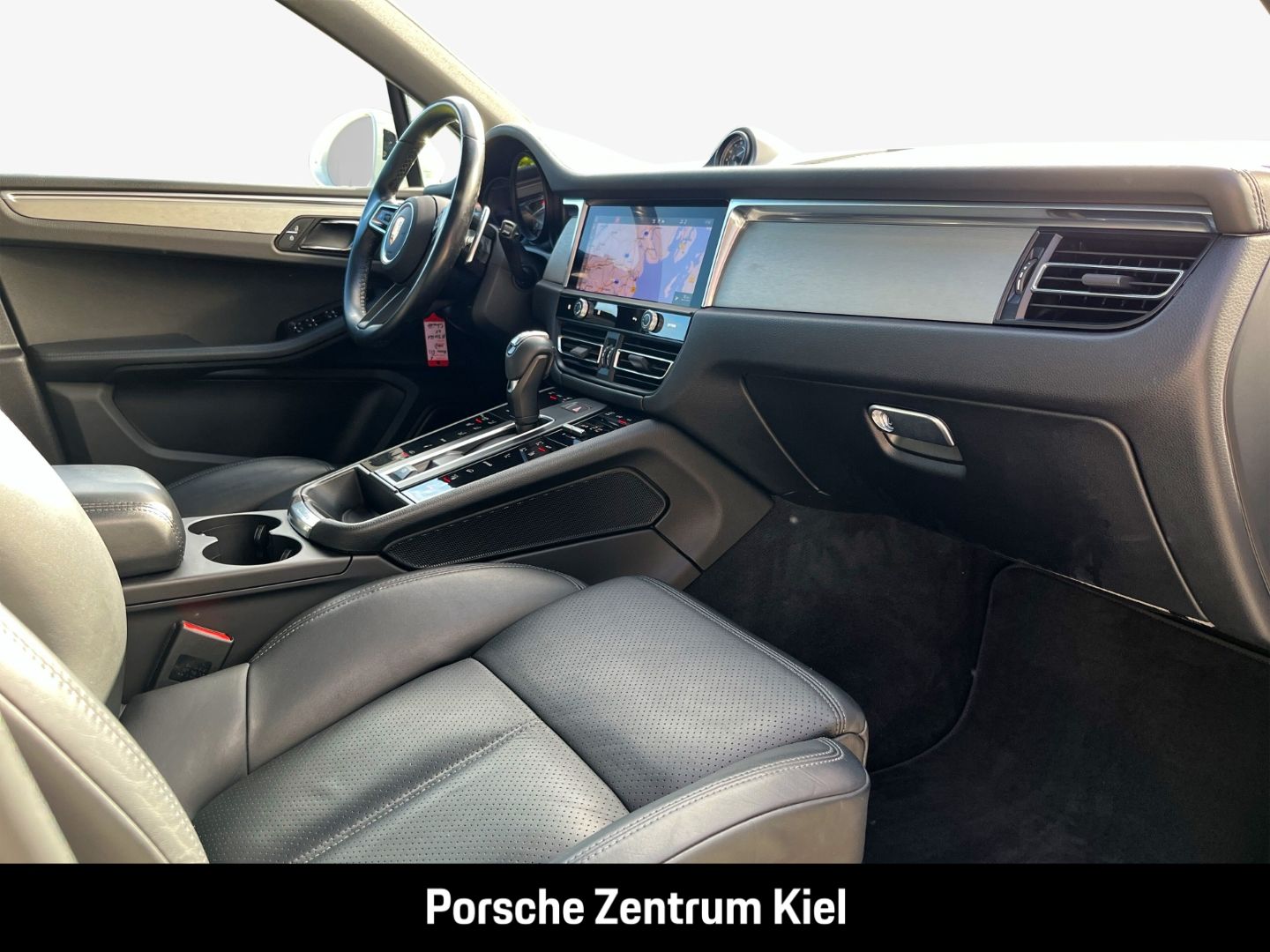 Porsche Macan S Standheizung BOSE Luftfederung 21-Zoll