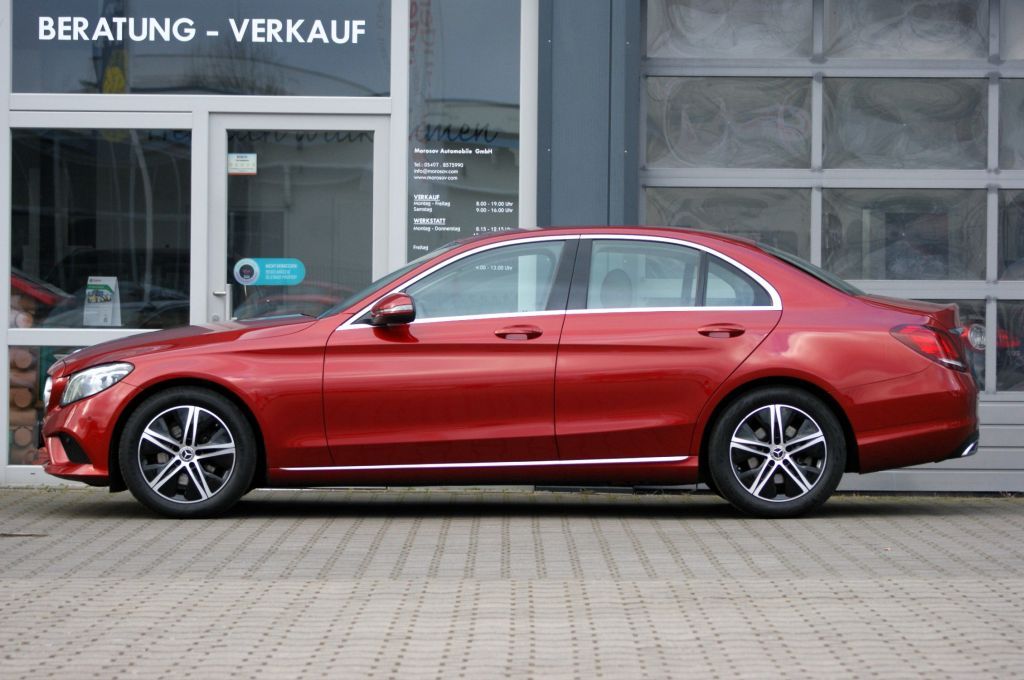 Mercedes-Benz C 200 d Avantgarde - Samsaru's Car Outlet