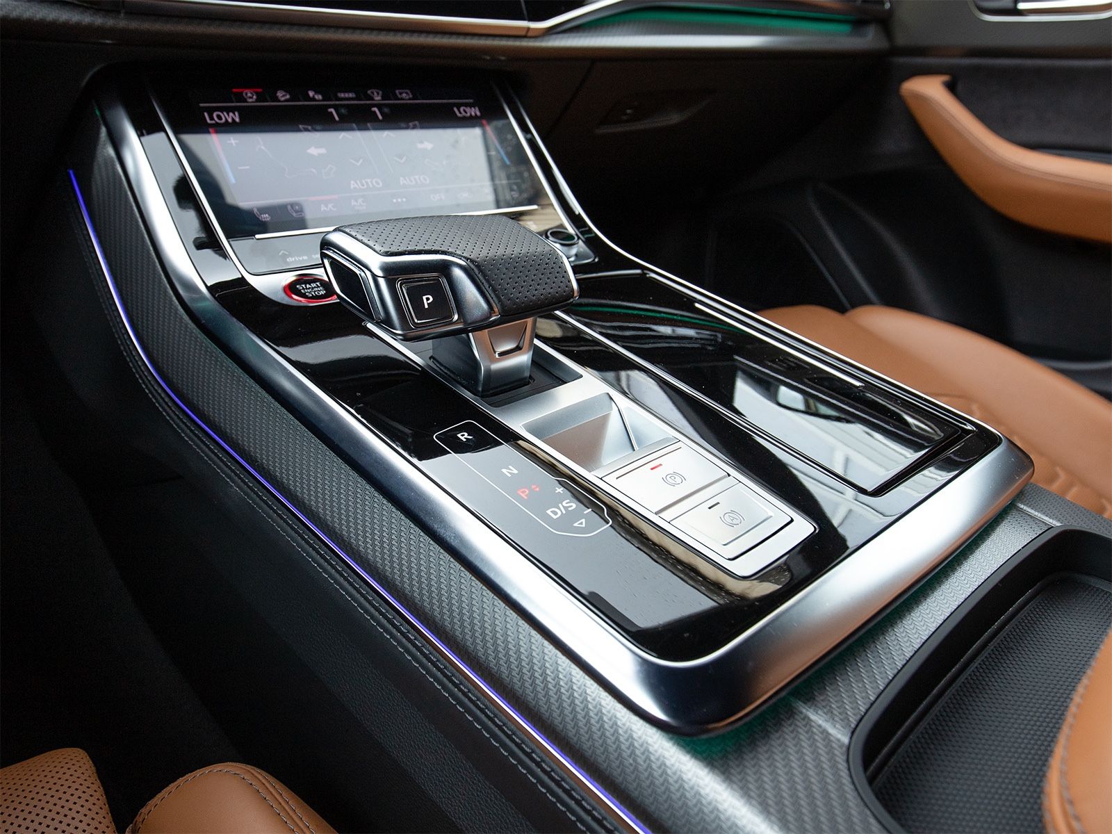 Audi RSQ8 Memory B&O Massage 360°Keyless WANK SoftCl.